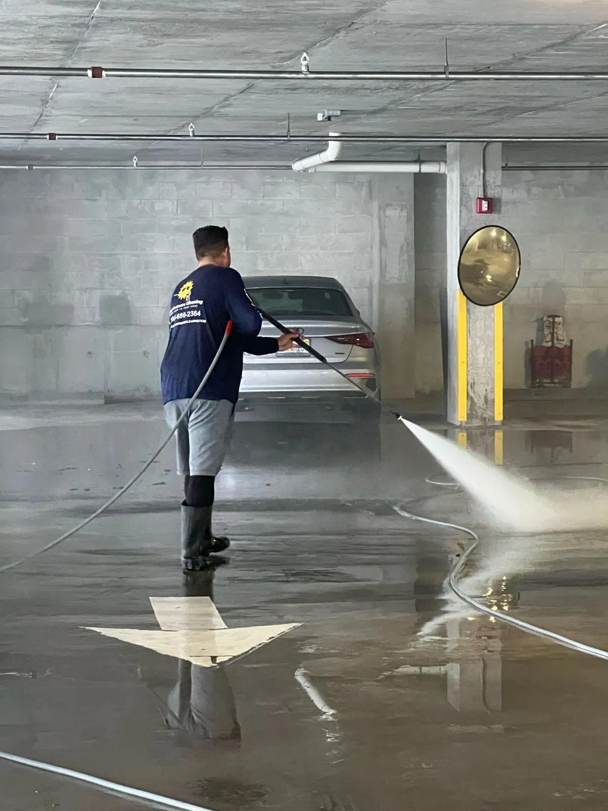 Specialist Jet Xpert curățare subsol bloc București